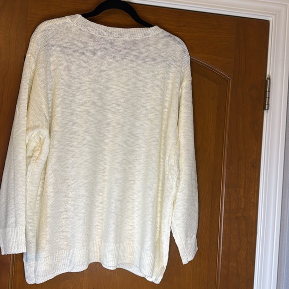 Vince Camuto sweaters. 1X/2X/3X all NWT - Picture 4 of 6
